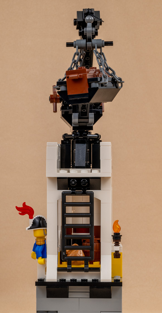 Eldorado Fortress LEGO set - crane and storage