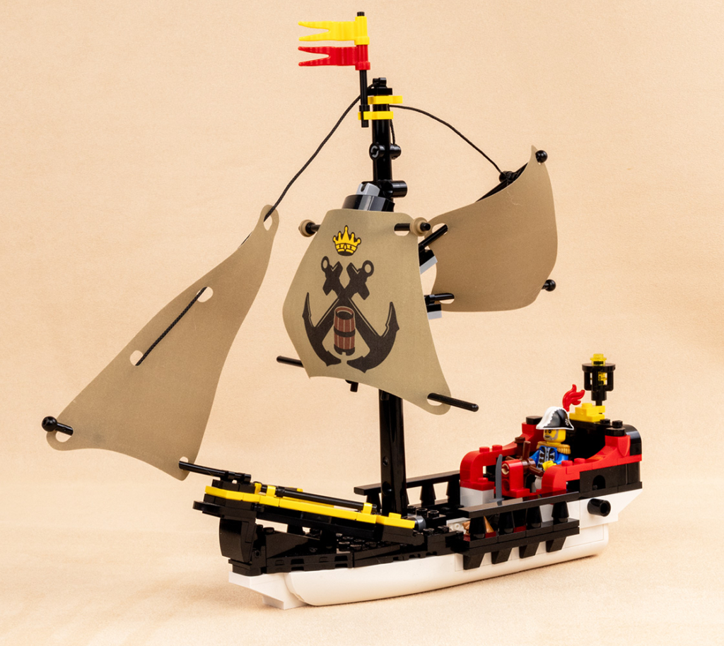 Eldorado Fortress LEGO set - Imperial ship